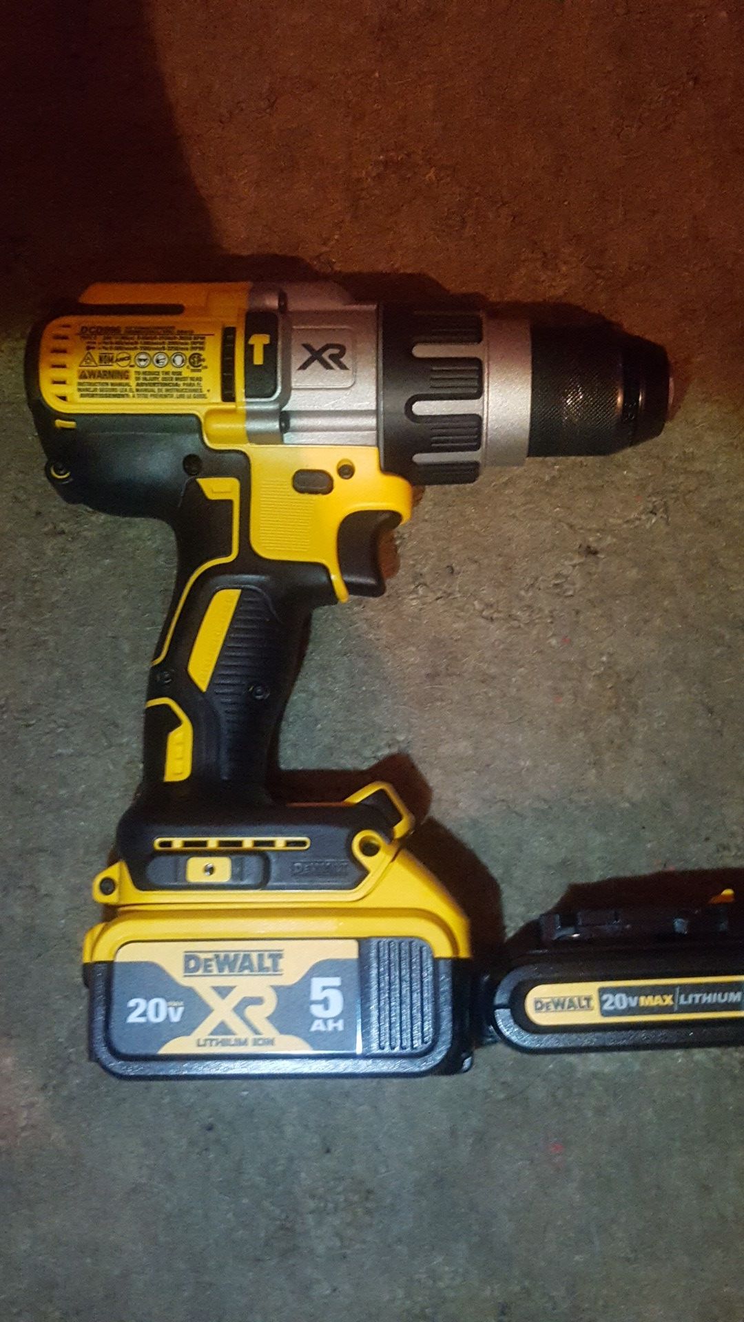 Dewalt xr hammer drill with battery 5.0 and 1.5 amp battery