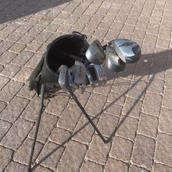 True Shots Golf Club Set And Bag 