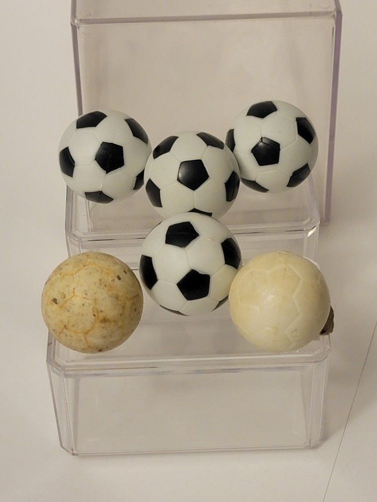 6 Foosball Balls