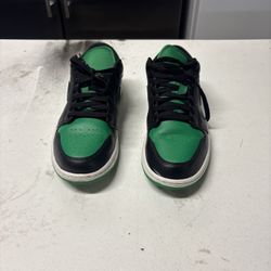 Size 9.5 - Jordan 1 Low Black Lucky Green