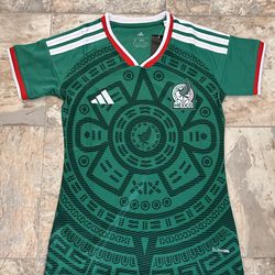 Mexico 🇲🇽 women jersey sizes 2XL-XL-L-M-S⚽️