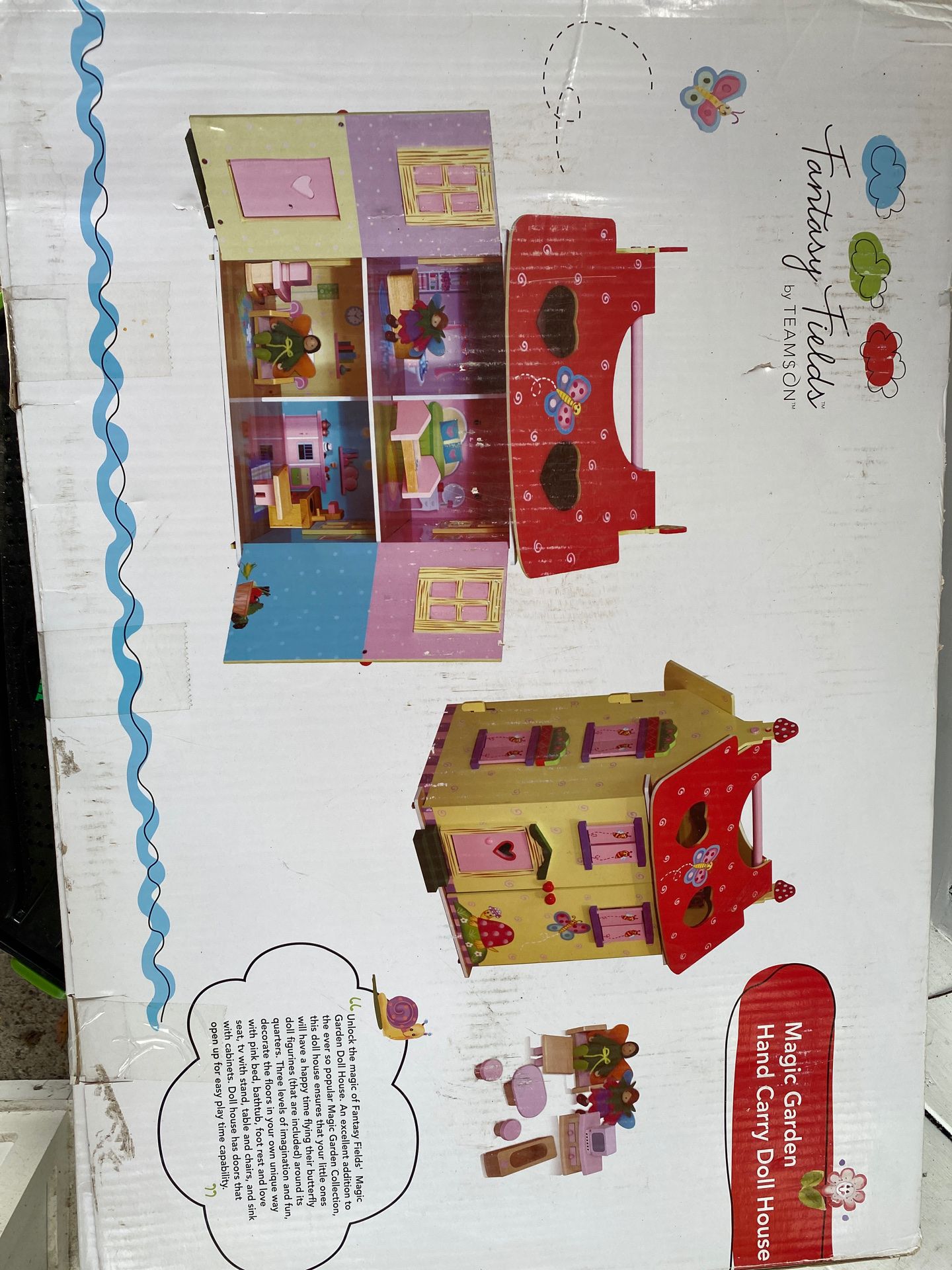 Fantasy Fields MagicHand carry doll house brand new still in box