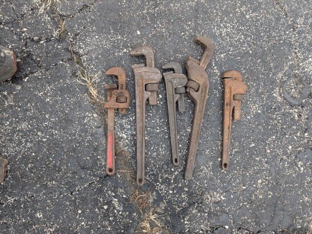 Pipe Wrenches