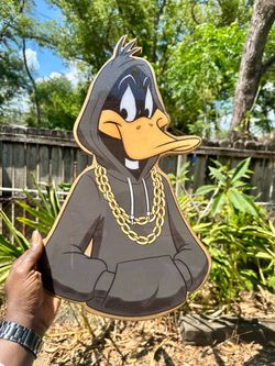 Handmade resin Daffy duck wall art decor Handmade resin Daffy duck wall art decor