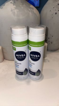 Men shave gel