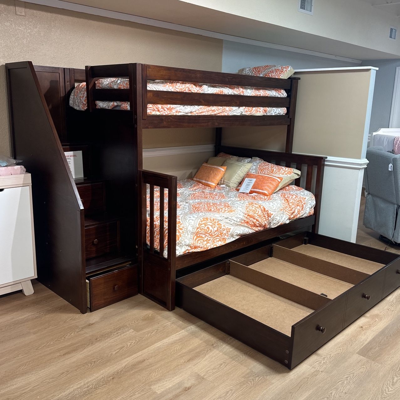 bunkbed Twin Over Full With Stairs 