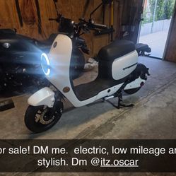 2023 GIO ITALIA-ULTRA ELECTRIC SCOOTER