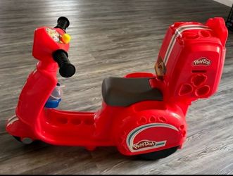 Play-Doh Pizza Delivery Scooter