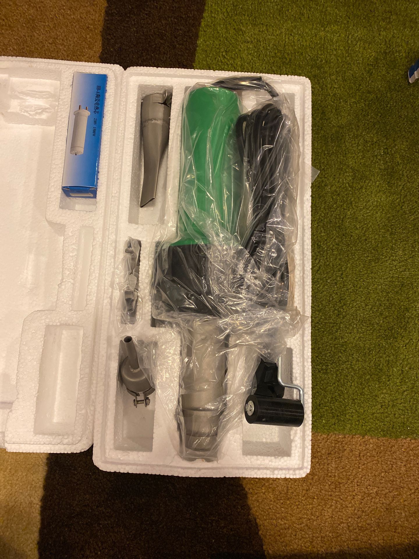 Plastic welder 220 v 1600 new never used