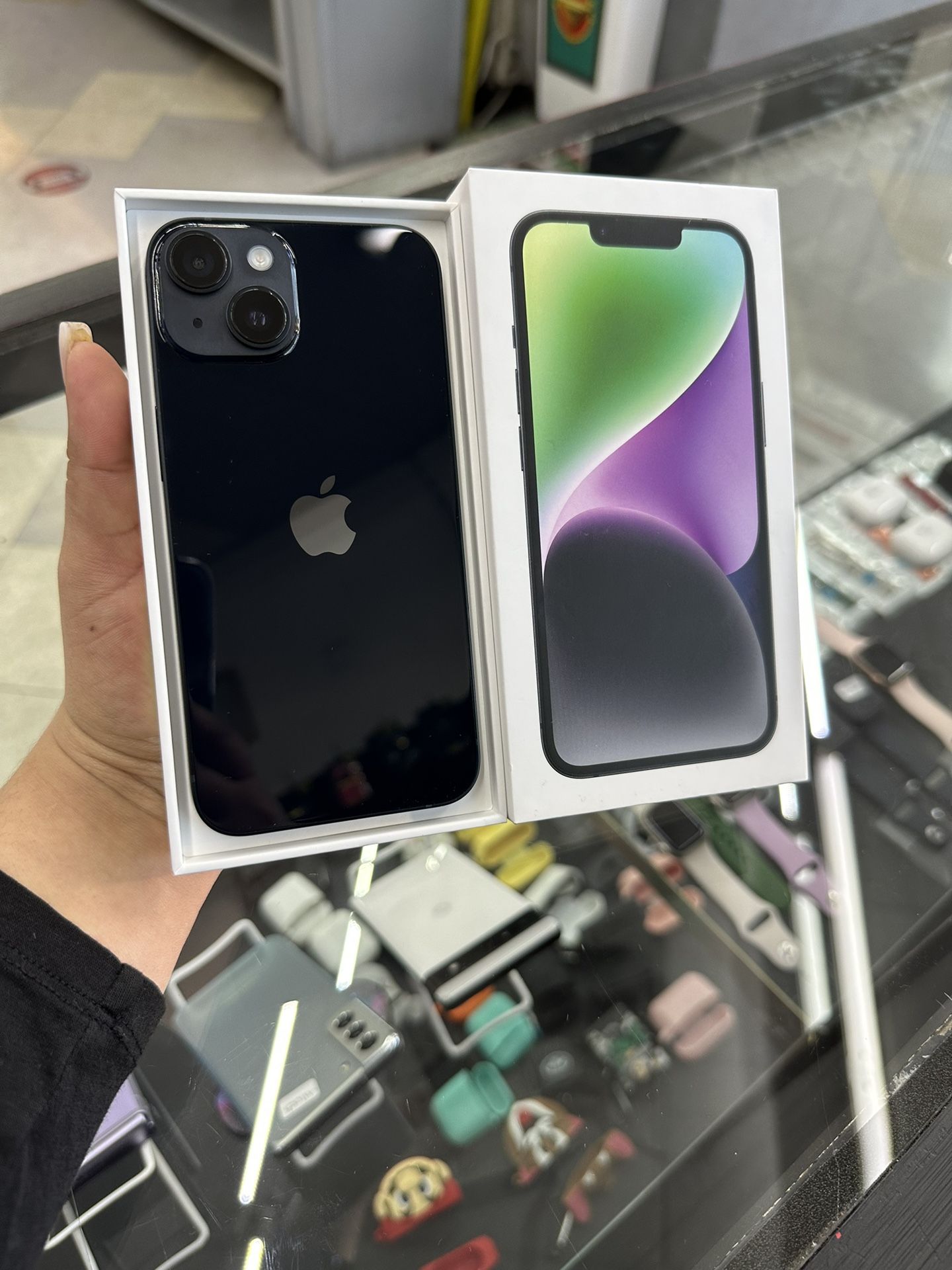 iPhone 14 AT&T Or Cricket