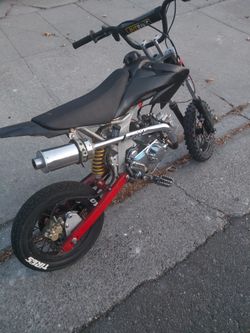 Pit bike