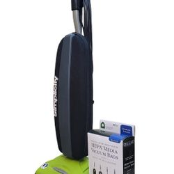 Simplicity S10S Household Vacuum Cleaner W/ 5 New Bags. Very Clean.
Original price is $400+ and Up