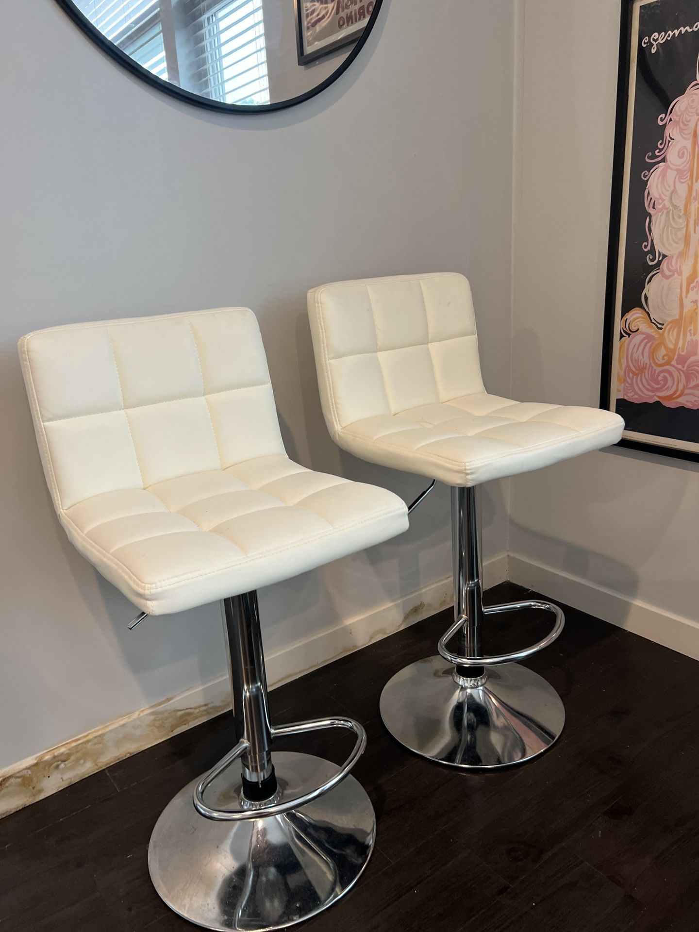 White Barstool Chairs
