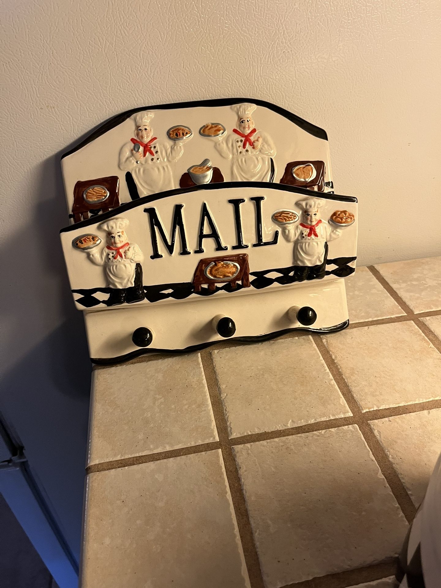 Mail Holder