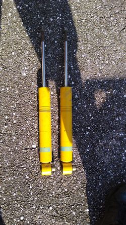 2 bilstein rear shocks (BMW e34 ??)