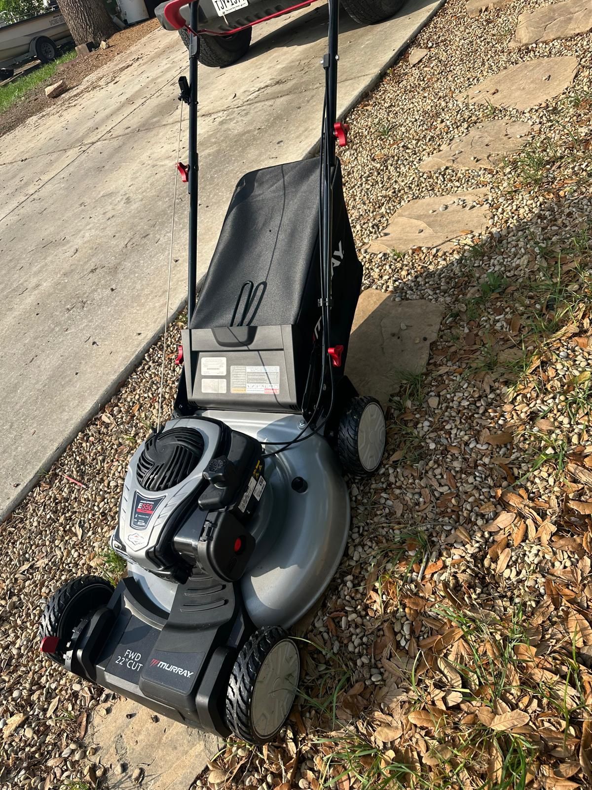 22 140 cc Briggs Stratton Walk Behind Gas Self Propelled