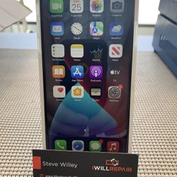 Apple 11Pro Max 64gb White $599