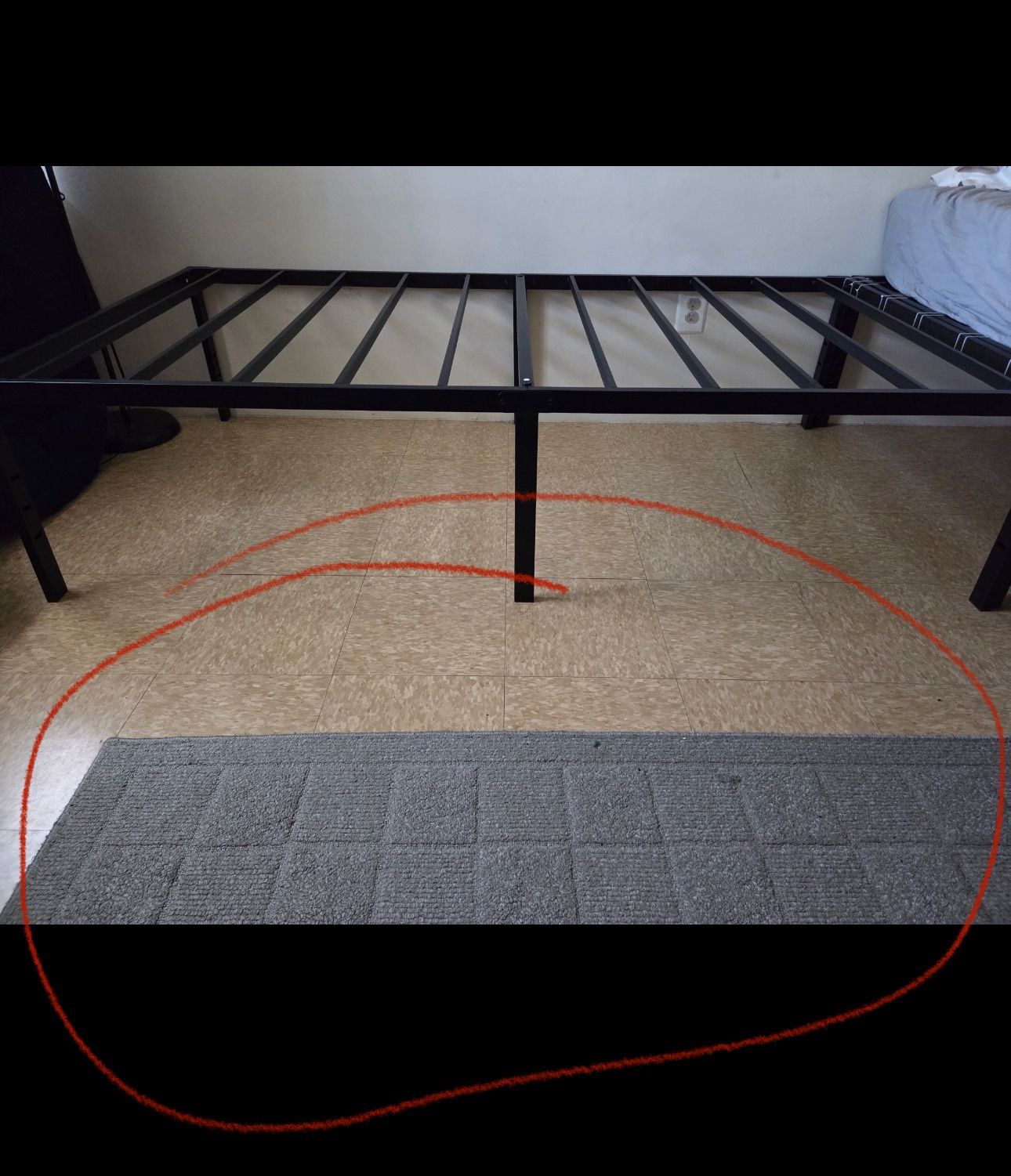 Foldable Twin size bed frame solid iron 