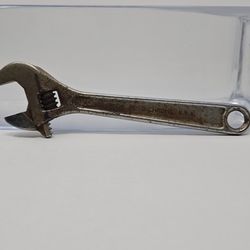 #7 Duro-chrome Adjustable Wrench 