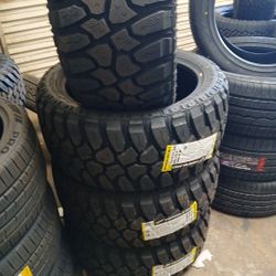 New Set Of Tires 33 1250 22 Mud Terrain 