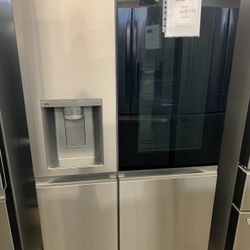 ✨LG 27 Cubic Ft Side-by-side Refrigerator With Water And Dual Ice Makers✨