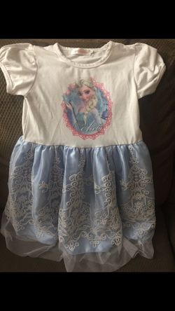 Frozen dress, new without tags. Elsa dress. Girls size 6.