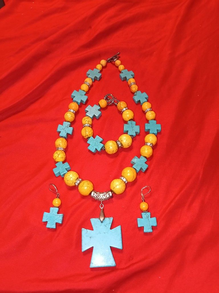 Necklace Set  (Turquoise And Orange Colored)