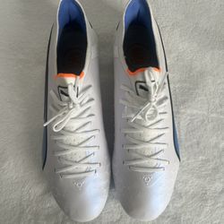 PUMA King Ultimate FG/AG Men's 7.5 White