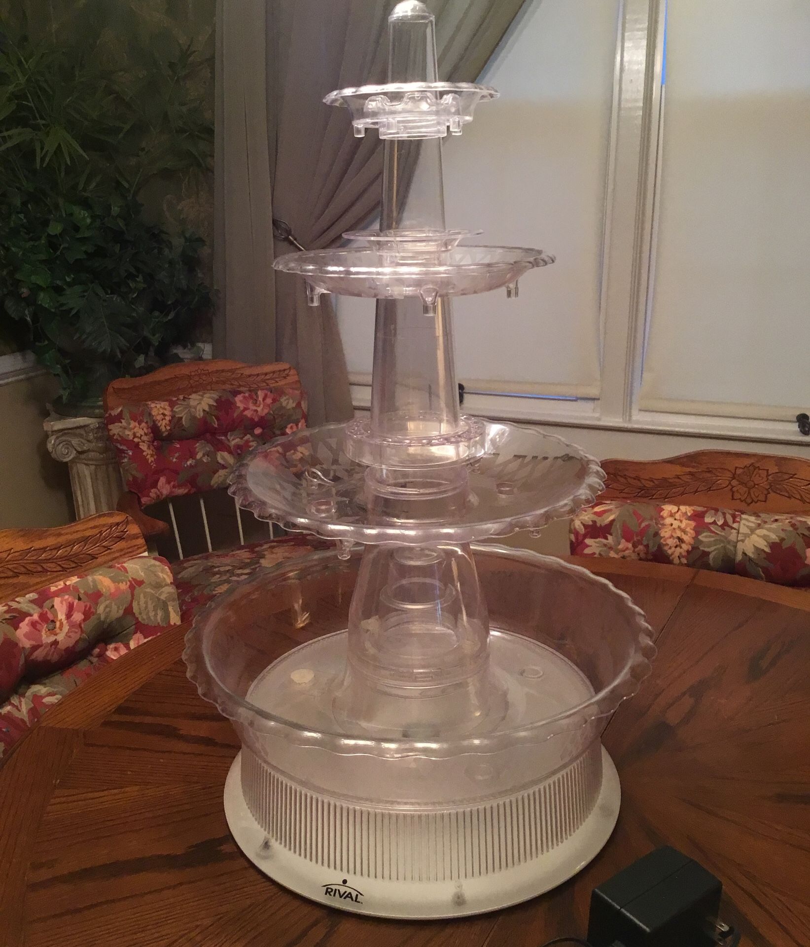 Rival beverage fountain
