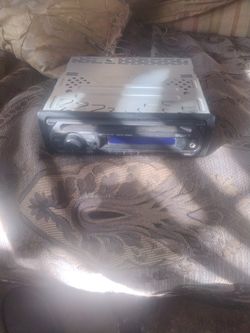 Sony Car Stereo NO BLUETOOTH ONLY AUX AND MP3 CDS 