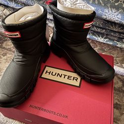 Womens Hunter size 8
