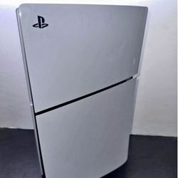 PS5 Slim 