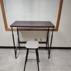 Safco Adjustable Height Desk