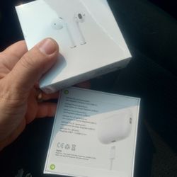 Airpods With Wireless Charging Case