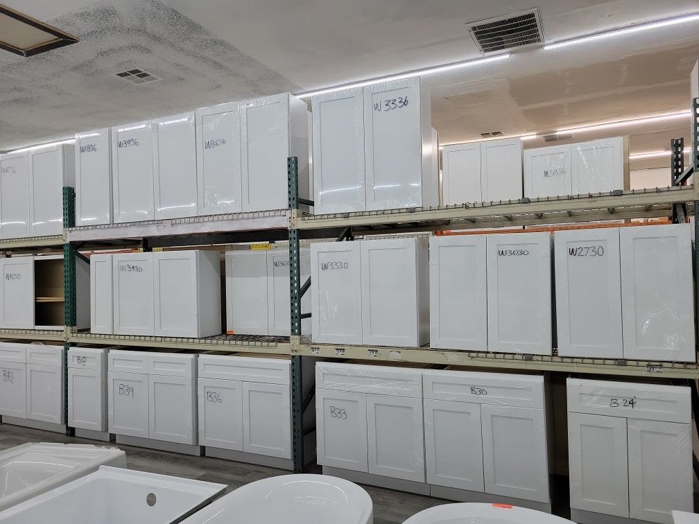 Kitchen Cabinets 