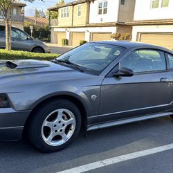 2004 Ford Mustang