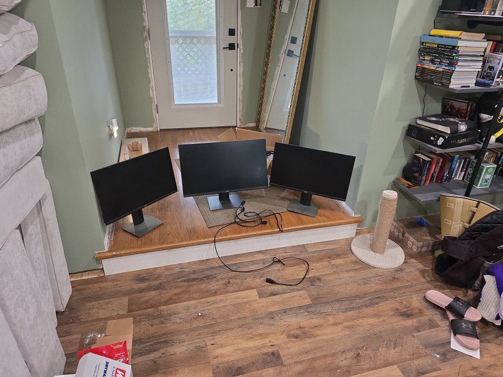 Computer Monitors