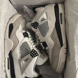 Jordan 4 Retro Military Black