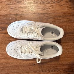 Size 10 White air forces