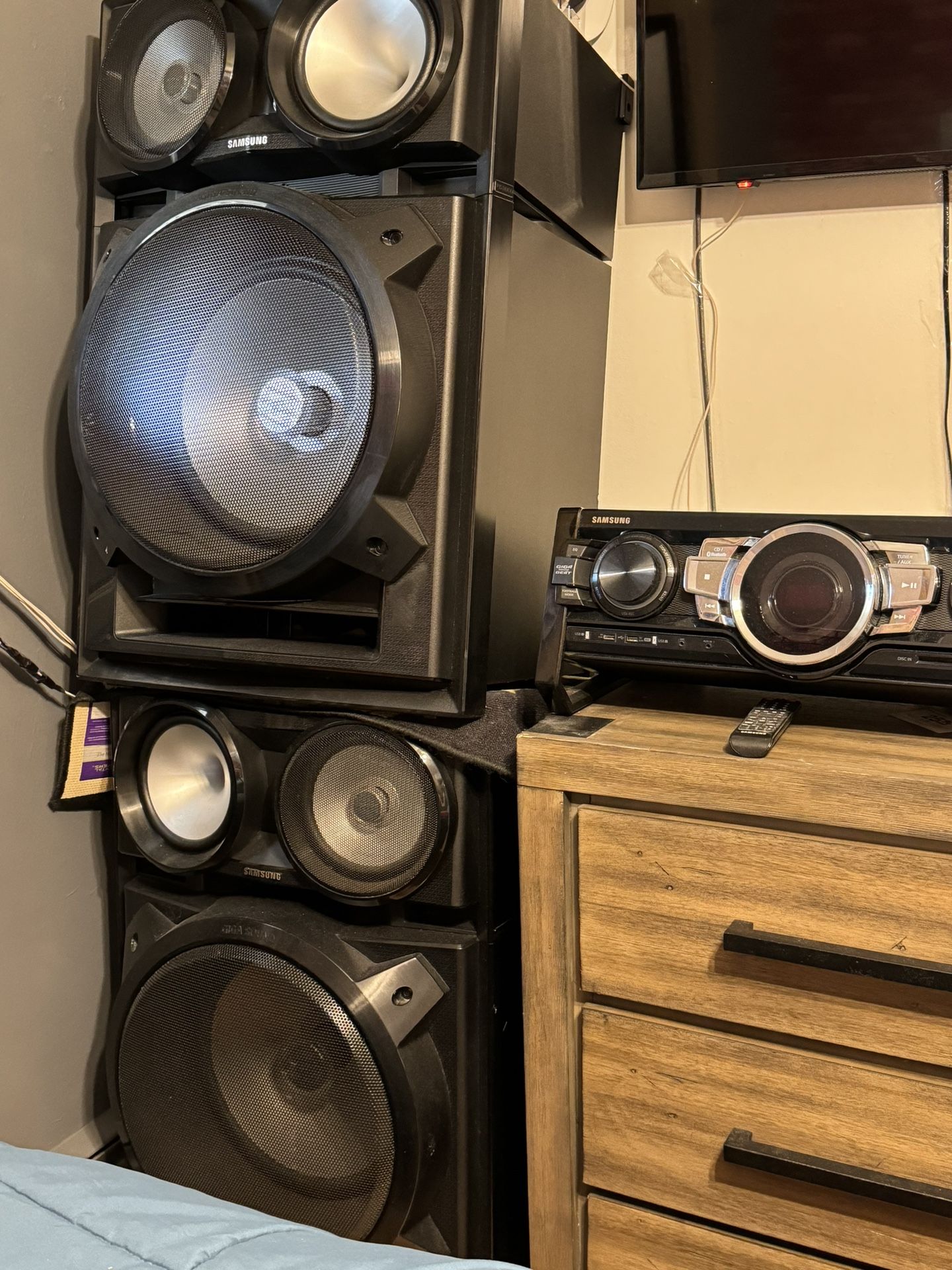 Samsung Stereo