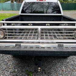 Ford F150-350 Grill