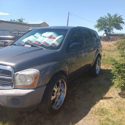 2004 Dodge Durango