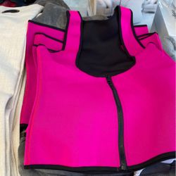$20 De Compras Una Para Mujer Gratis