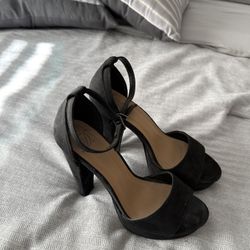 High Heels size 7
