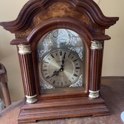 Mantle Clock