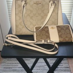 Authentic Coach Bag With Wallet 