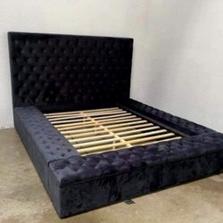 Brand New/ Black Velvet Queen Storage Platform Bed Frame Cama// King Size Available// Mattress Sold Separately 