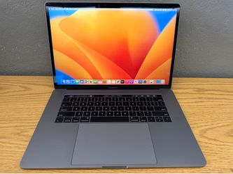 Macbook Pro 15 inches- MacOS Ventura