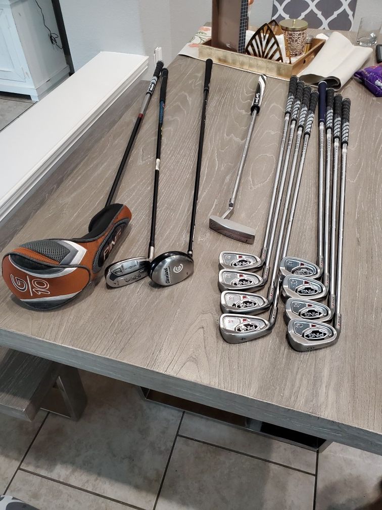 LEFT HANDED PING AND CLEVELAND GOLF CLUB IRONS SET $400