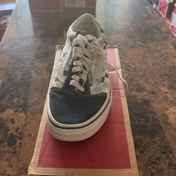 Checkerboard Blue Topaz